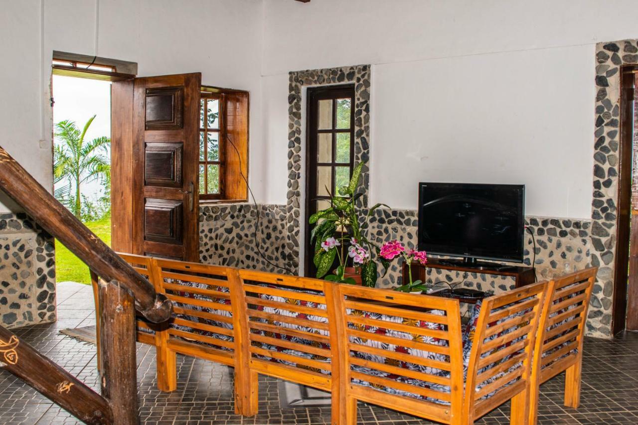 Pousada Vila Paraiso Santa Cruz ภายนอก รูปภาพ